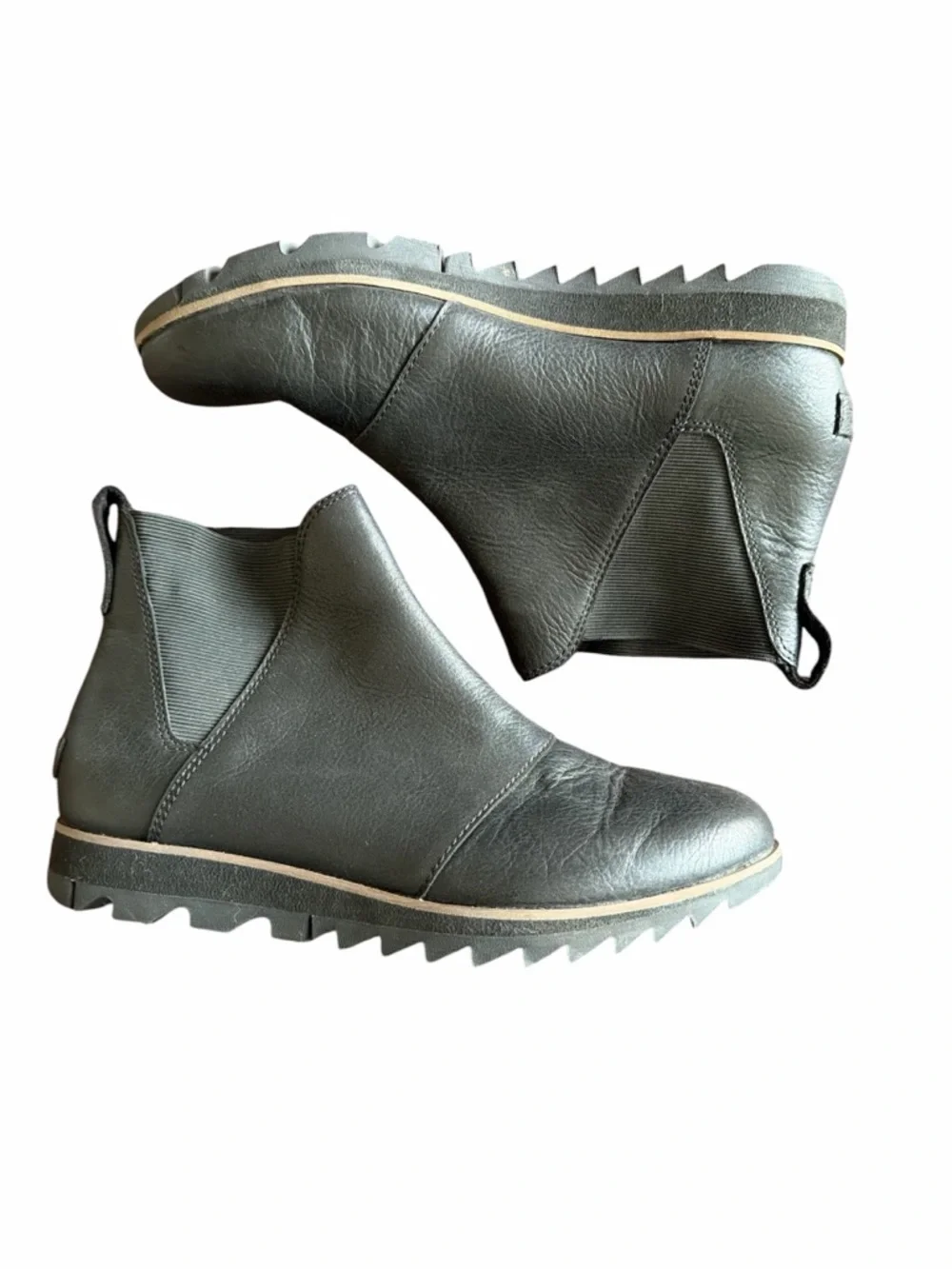 Sorel Harlow Chelsea Ankle Boots Women's 8 Black Leather Comfort Lug Booties